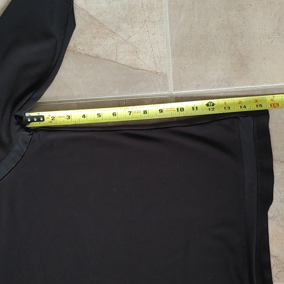 Kenneth Cole Reaction Black 3/4 Sleeve Top - Picture 9 of 10